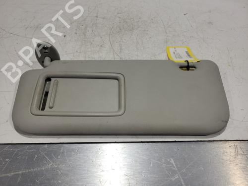 Używane Osłona przeciwsłoneczna lewa TOYOTA YARIS (_P21_, _PA1_, _PH1_) 1.5 Hybrid (MXPH10, MXPH11) (116 hp) 30753297