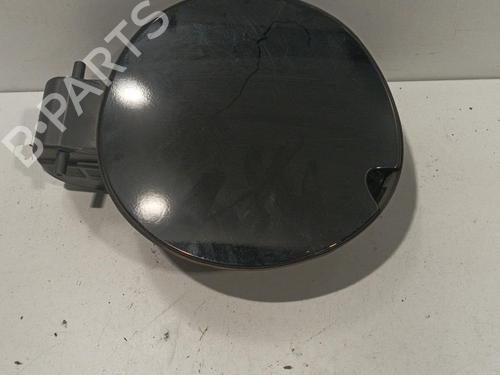 Używane Klapa wlewu paliwa PEUGEOT 208 I (CA_, CC_) 1.2 PureTech 82 (82 hp) 22577147