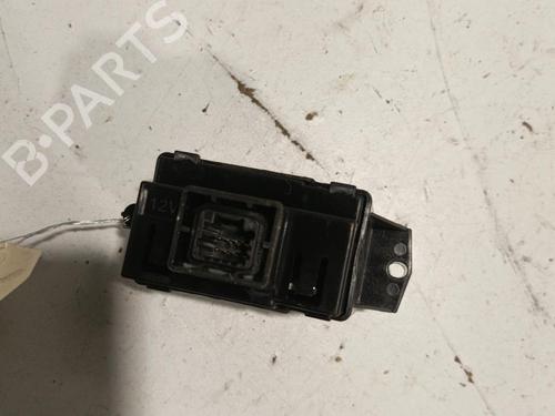 Used Switch RENAULT LAGUNA III (BT0/1) 2.0 dCi (BT01, BT08, BT09, BT0E, BT0K, BT12, BT1C, BT1D,... (150 hp) 22586490