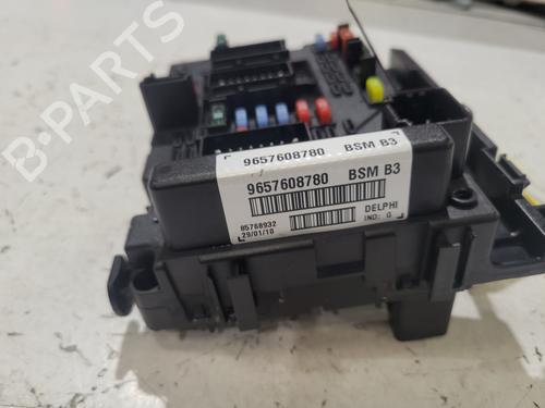Fuse box PEUGEOT 206+ (2L_, 2M_) 1.1 | BP36763043E1 - Image 5