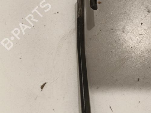Used Front windshield wiper arm CITROËN XSARA PICASSO (N68) 1.8 16V (115 hp) 22571959