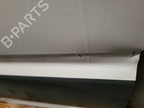 Højre side skydedør Højre side skydedør VW CRAFTER Van (SY_, SX_) 2.0 TDI FWD (SYB, SYC, SYD) (140 hp) 29822335 29822335