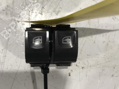 Used Left front window switch RENAULT CLIO IV (BH_) 1.5 dCi 75 (75 hp) 28374824
