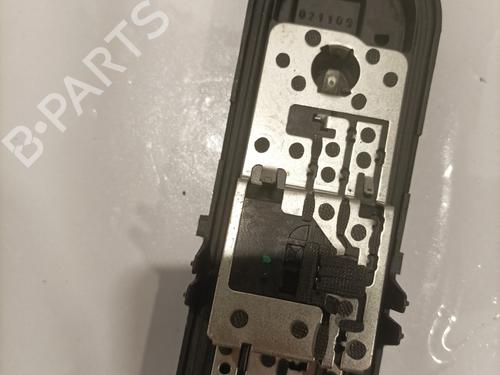 Lamp holder PEUGEOT 5008 (0U_, 0E_) 2.0 HDi 150 / BlueHDi 150 | BP23781958L10 