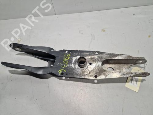 Used Left rear suspension arm MERCEDES-BENZ B-CLASS Sports Tourer (W246, W242) B 200 (246.243) (156 hp) 22569861