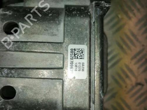 Used Engine mount FIAT 500X (334_) 2.0 D Multijet 4x4 (334AXB22, 334AXD2B) (140 hp) 22591437