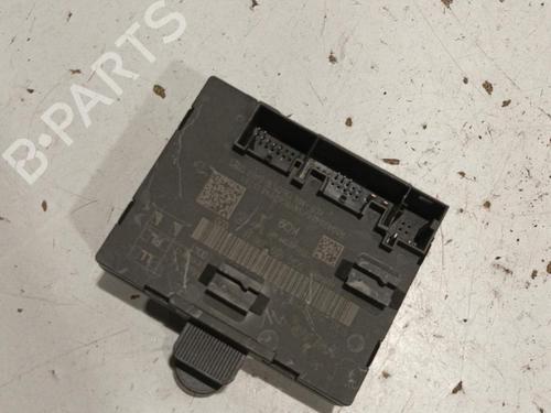 Used Control unit Control unit AUDI A3 Sportback (8VA, 8VF) RS3 quattro (367 hp) 22580116 22580116