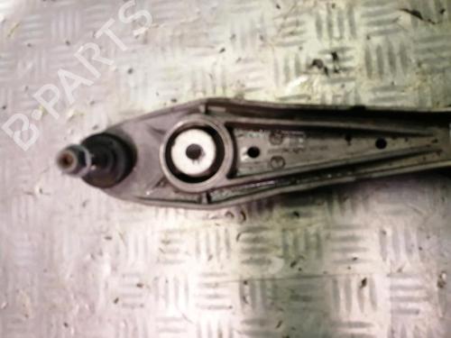 Used Left front suspension arm Left front suspension arm 22571366 22571366