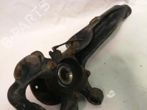 Used Left front steering knuckle LAND ROVER RANGE ROVER SPORT I (L320) 3.0 D 4x4 (245 hp) 22575669