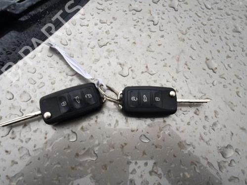 Left front window switch SKODA SUPERB II (3T4) 2.0 TDI | BP22590355I27 - Image 7