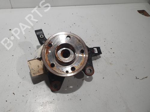 Used Left front steering knuckle Left front steering knuckle MERCEDES-BENZ V-CLASS (W447) V 250 BlueTEC / d (447.811, 447.813, 447.815) (190 hp) 22581625 22581625