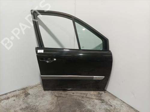 Used Right front door RENAULT SCÉNIC II (JM0/1_) 2.0 (JM05, JM0U, JM1N, JM1U, JM2V) (135 hp) 22583513
