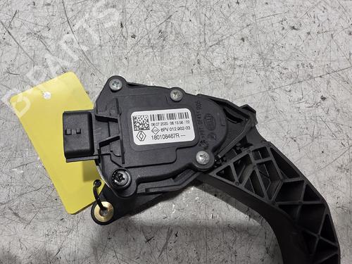 Used Pedal Pedal RENAULT CLIO V (B7_) 1.5 Blue dCi 85 (B7AG) (86 hp) 39527711 39527711