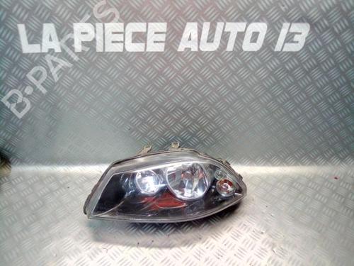 Used Left headlight SEAT IBIZA III (6L1) 1.4 16V (75 hp) 22590902