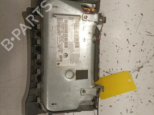 Used Knee airbag Knee airbag ABARTH 500 / 595 / 695 1.4 (312.AXZ11) (165 hp) 22583472 22583472