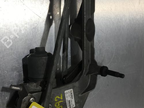 Front wiper motor RENAULT ZOE (BFM_) ZOE | BP22582852M29 