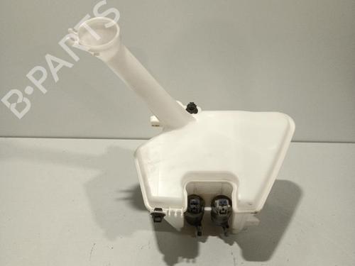 Used Windscreen washer tank TOYOTA YARIS (_P13_) 1.5 (NSP131_) (112 hp) 22581186