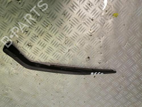 Used Rear windshield wiper arm Rear windshield wiper arm TOYOTA YARIS (_P9_) 1.4 D-4D (NLP90_, NLP90R) (90 hp) 22575793 22575793