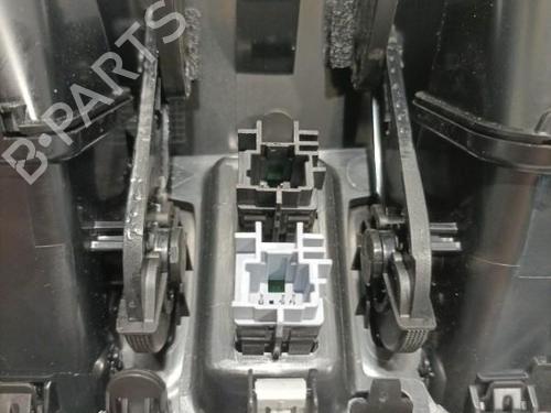 Air vent RENAULT KADJAR (HA_, HL_) 1.6 dCi 130 (HLA4) | BP22579565I21 