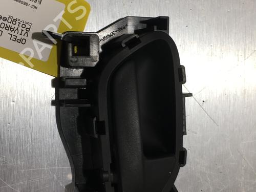 Front right interior door handle OPEL VIVARO C Van (K0) 2.0 | BP22582938I14 - Image 3