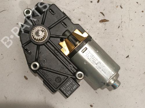 Used Sunroof engine Sunroof engine PEUGEOT 407 (6D_) 2.0 HDi 135 (6DRHRH, 6DRHRE, 6DRHRG, 6DRHRJ) (136 hp) 22571768 22571768