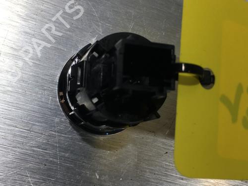 Switch PEUGEOT 5008 II (MC_, MJ_, MR_, M4_) 1.2 Hybrid 136 (MRHPYC) | BP22582978I30 