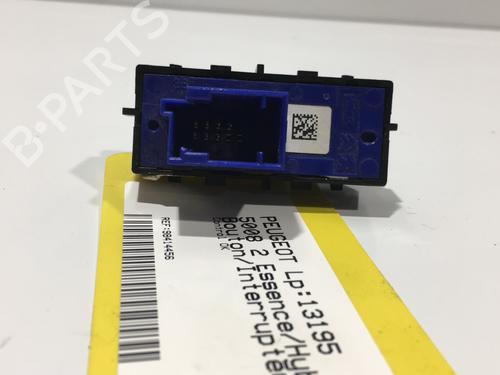 Switch PEUGEOT 5008 II (MC_, MJ_, MR_, M4_) 1.2 Hybrid 136 (MRHPYC) | BP22582826I30 