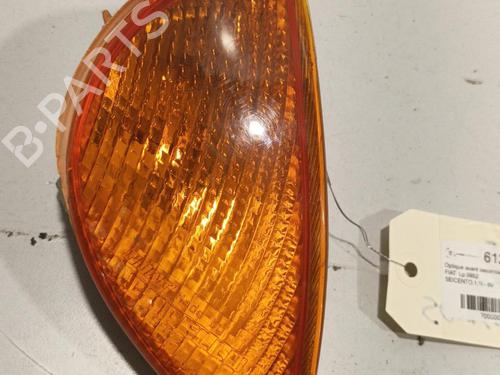 Right front indicator FIAT SEICENTO / 600 (187_) 1.1 (187AXB, 187AXB1A, 187AXC1A02) | BP22587028C33 