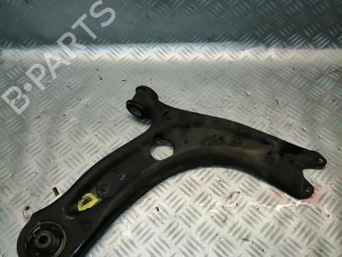 Used Right front suspension arm Right front suspension arm VW GOLF VII (5G1, BQ1, BE1, BE2) 1.0 TSI (115 hp) 22578722 22578722
