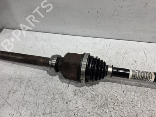 Used Right front driveshaft Right front driveshaft PEUGEOT 5008 II (MC_, MJ_, MR_, M4_) 1.5 BlueHDi 130 (MCYHZJ, MCYHZR, MCYHZX) (131 hp) 40122529 40122529