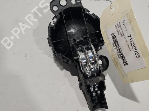 Used Front left interior door handle Front left interior door handle MINI MINI (R56) Cooper (120 hp) 22582209 22582209
