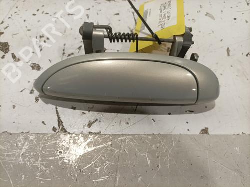 Used Front left exterior door handle RENAULT MEGANE I Coach (DA0/1_) 1.9 dCi (DA05, DA1F) (102 hp) 22573218