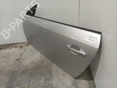 Used Left front door Left front door 22574306 22574306