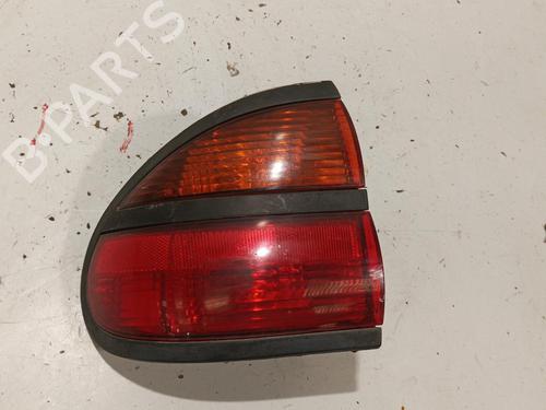 Used Left taillight Left taillight 22582026 22582026