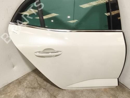 right-rear-door-renault-megane-iv-hatchback-b9amn_-2015-36441437 main image