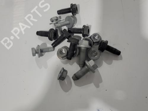 Rear seat PEUGEOT 308 II (LB_, LP_, LW_, LH_, L3_) 1.2 THP 110 | BP29631133C17 