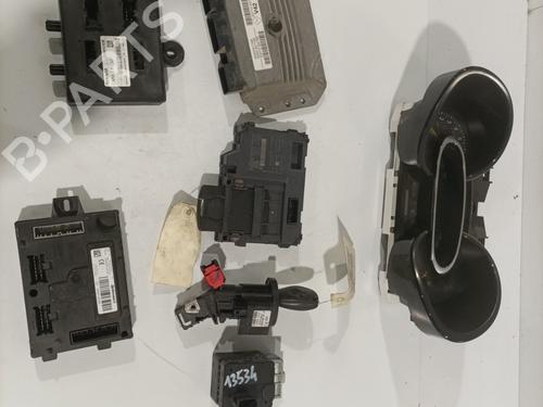 Used Electronic module RENAULT CLIO IV (BH_) 1.2 16V (73 hp) 25268392