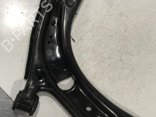 Right front suspension arm VW T-ROC (A11, D11) 1.5 TSI | BP28429196M13 - Image 2