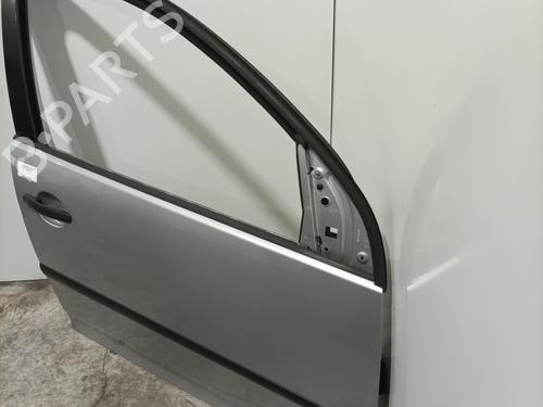 Right front door VW GOLF V (1K1) 2.0 TDI 16V | BP22583354C3 