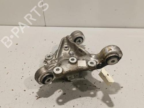 Used Right rear steering knuckle Right rear steering knuckle MERCEDES-BENZ A-CLASS (W177) A 200 (177.087) (163 hp) 22574640 22574640