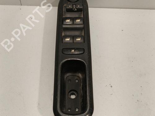 Used Left front window switch Left front window switch PEUGEOT 407 (6D_) 2.0 16V (6DRFJC, 6DRFJE, 6DRFJF) (140 hp) 22587123 22587123