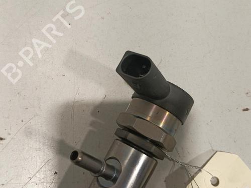 Used Injection rail BMW 4 Coupe (F32, F82) 420 d (184 hp) 22586337