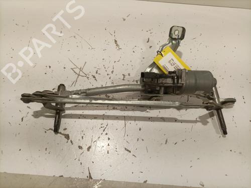 Used Front wiper motor BMW X1 (F48) xDrive 20 d (190 hp) 22583379