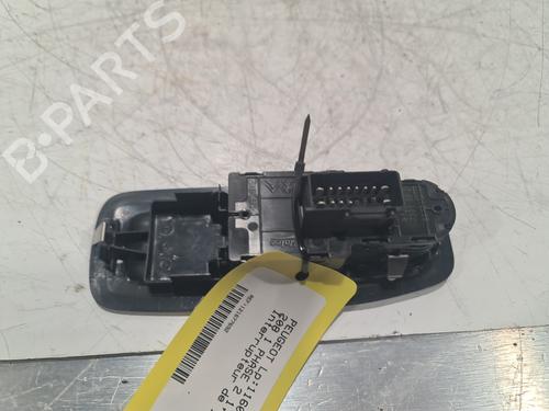 Used Left front window switch Left front window switch PEUGEOT 208 I (CA_, CC_) 1.6 HDi / BlueHDi 75 (75 hp) 32705822 32705822