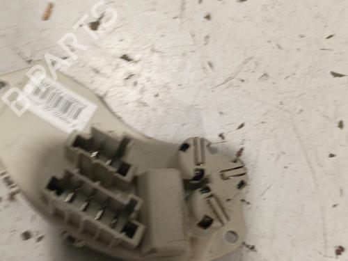 Used Heater resistor Heater resistor BMW 1 (E81) 118 d (143 hp) 22575989 22575989