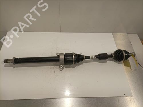 Used Right front driveshaft BMW 1 (F40) 118 i (140 hp) 29893328