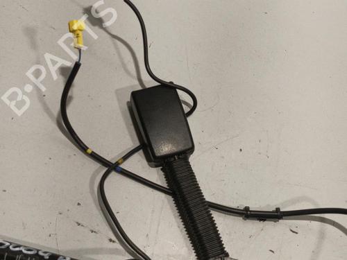 Used Seat buckle MERCEDES-BENZ E-CLASS (W211) E 220 CDI (211.008) (170 hp) 22586578