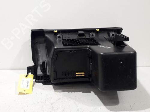 Used Glove box Glove box RENAULT TWINGO III (BCM_, BCA_) 1.0 SCe 70 (71 hp) 22569440 22569440