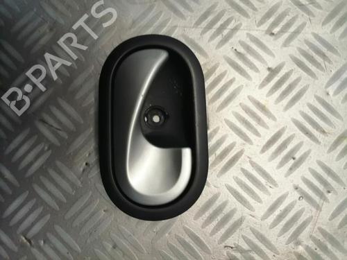 Used Front right interior door handle RENAULT CLIO III (BR0/1, CR0/1) 1.5 dCi (BR17, CR17) (86 hp) 22584540