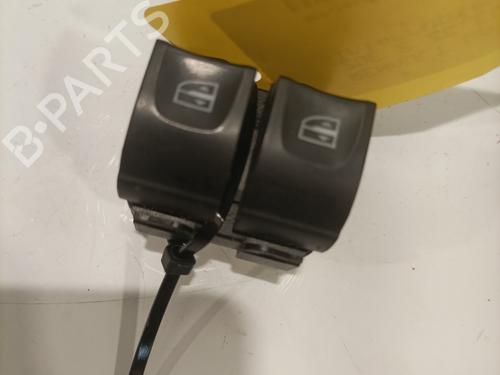 Used Left front window switch Left front window switch RENAULT ZOE (BFM_) ZOE (BFMC, BFMD) (136 hp) 25487785 25487785